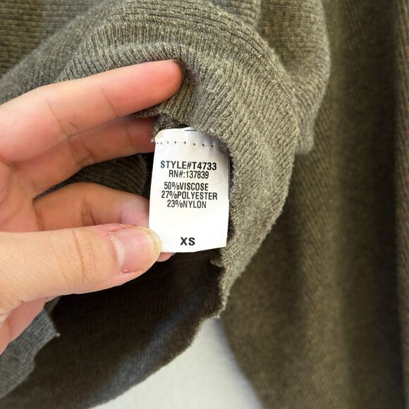 Cropped Ribbed Cardigan - Picture 5 of 5